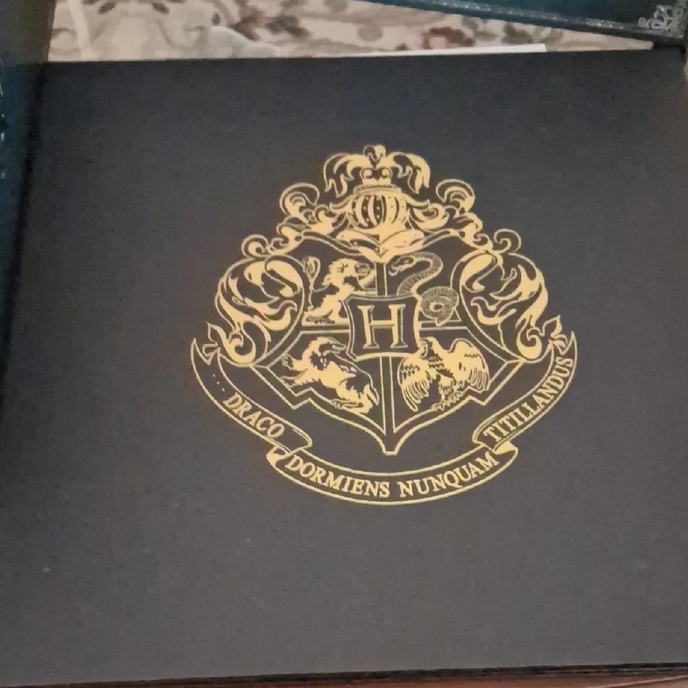 Trivial Pursuit World of Harry Potter Ultimate Edition - Blue - Picture 3 of 3